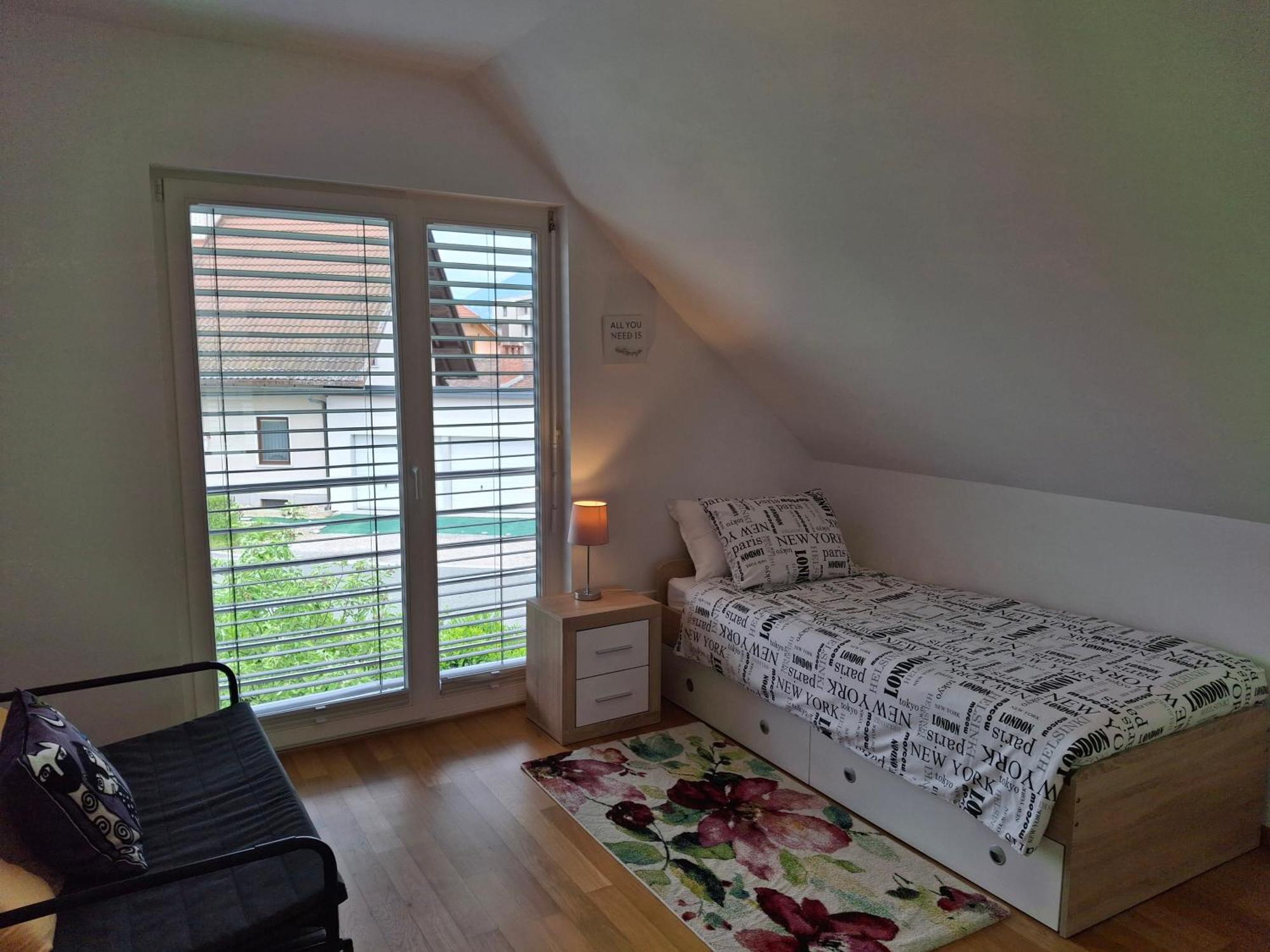 Spacious Family Home Near Bled - Modern & Cozy Радовлица Екстериор снимка
