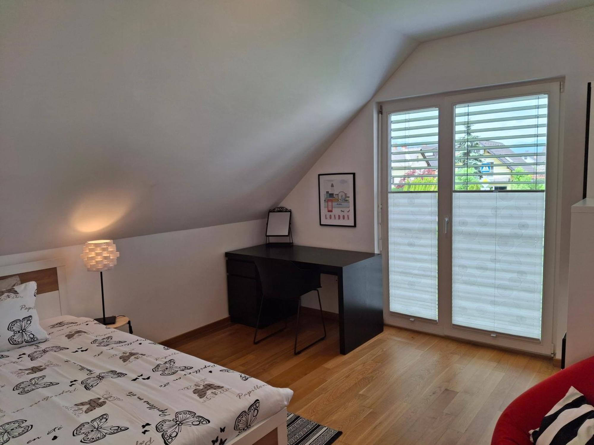 Spacious Family Home Near Bled - Modern & Cozy Радовлица Екстериор снимка