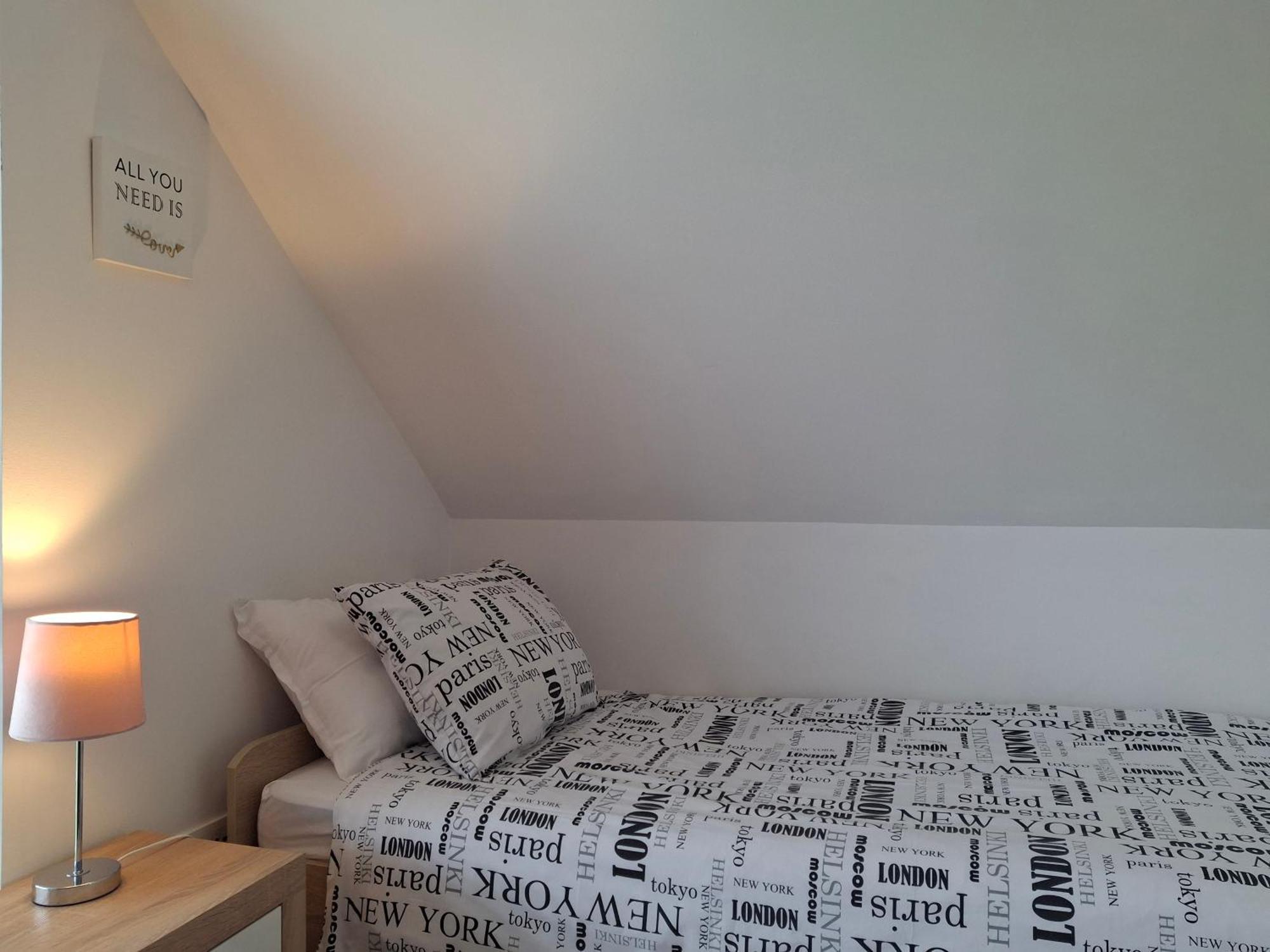 Spacious Family Home Near Bled - Modern & Cozy Радовлица Екстериор снимка